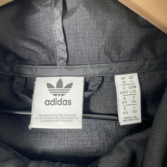 Adidas Windbreaker Jacket Womens Large Black Athleisure Outdoor Lightweight - Picture 6 of 12
